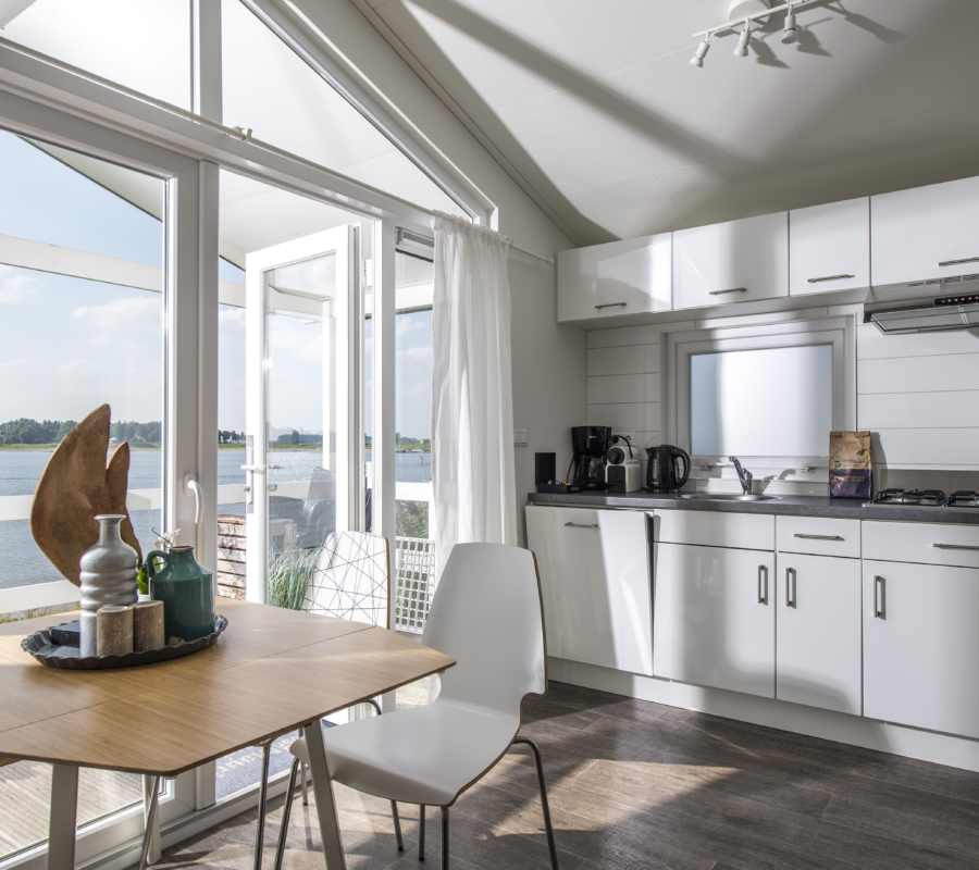 Interieur van Havenhuisje bij de Nederrijn