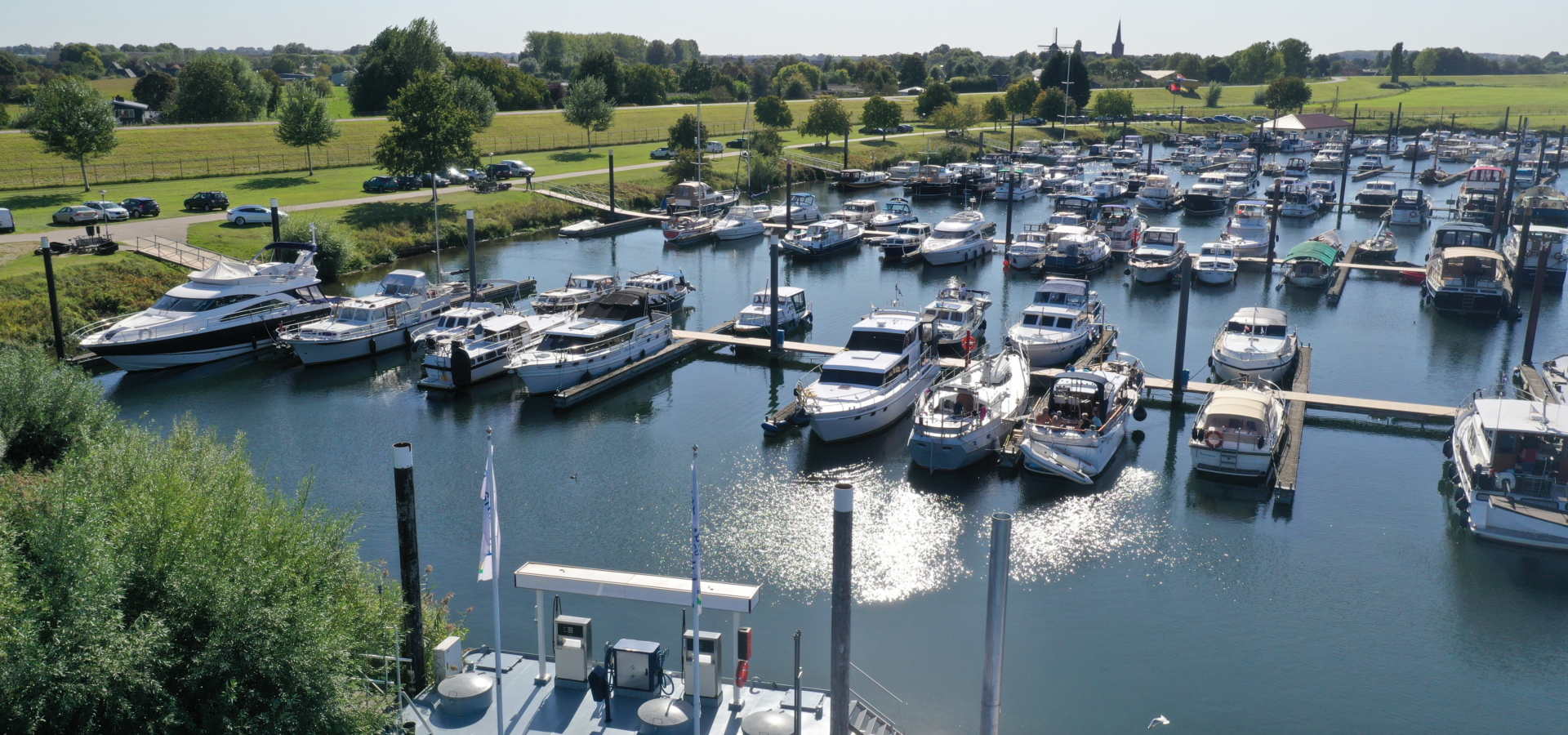 Comfortabele plaatsen voor passanten in omgeving Betuwe